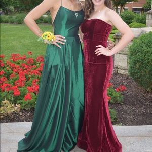 Sherri Hill Emerald Green Prom Dress